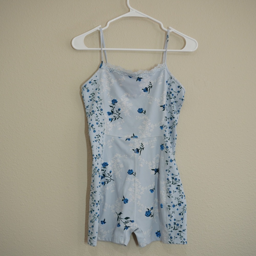 Wild Fable Size Medium Romper Blue Floral Lace Trim ButterBliss Bodysuit